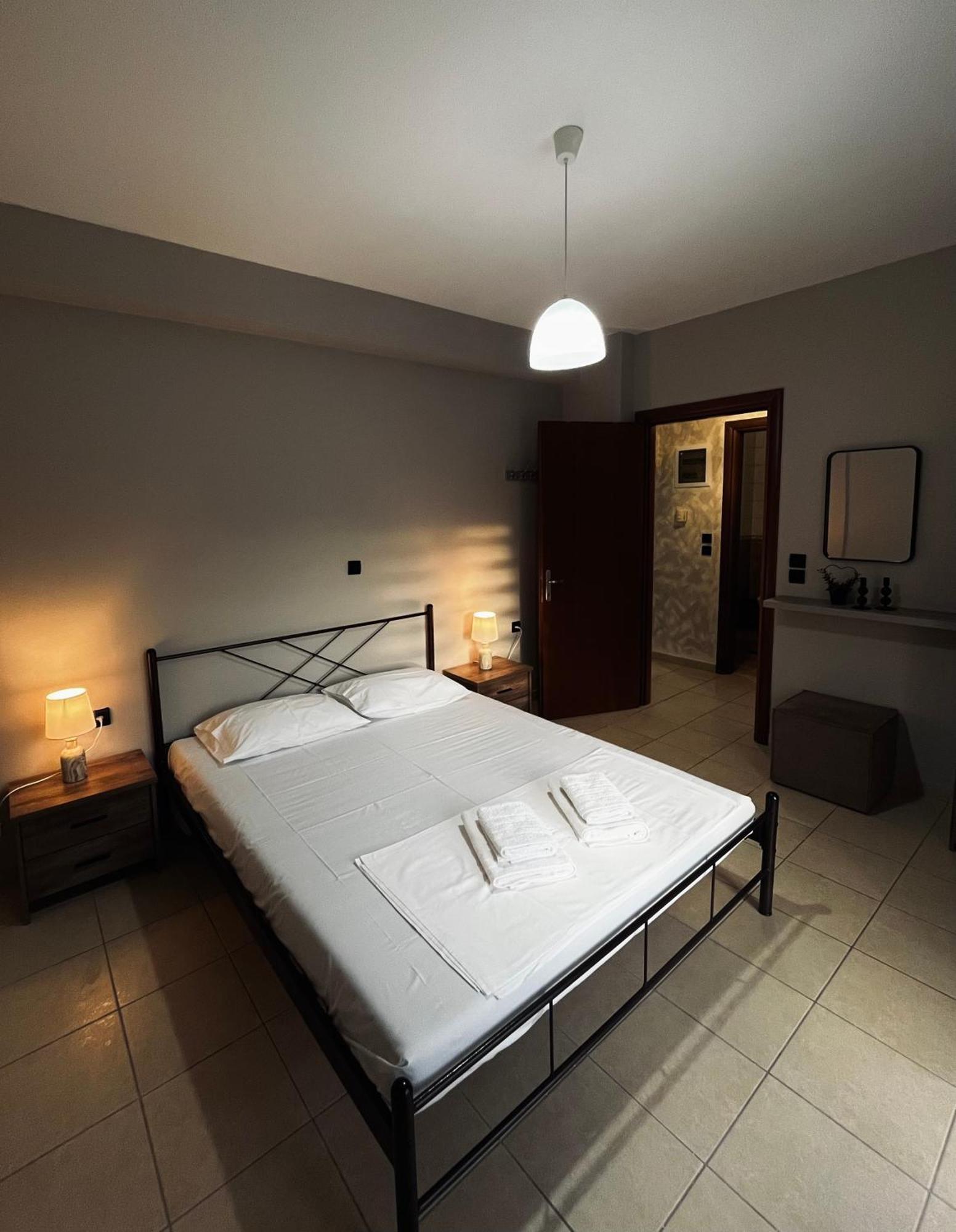 Elena House Villa Néa Péramos Exteriör bild